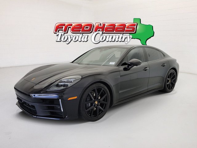 Pre-Owned 2025 Porsche Panamera Base