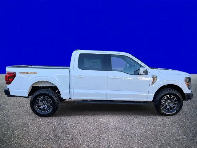 New 2026 Oxford White Ford Tremor® image 2