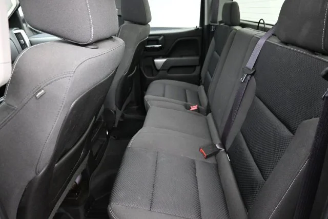 Used 2015 Black Chevrolet LT image 17