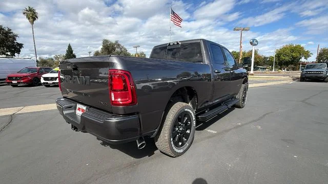 2026 RAM 2500 Laramie - Photo 4