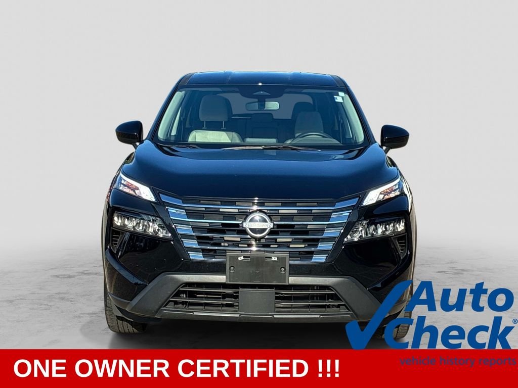 Used 2024 Black Nissan SV image 2