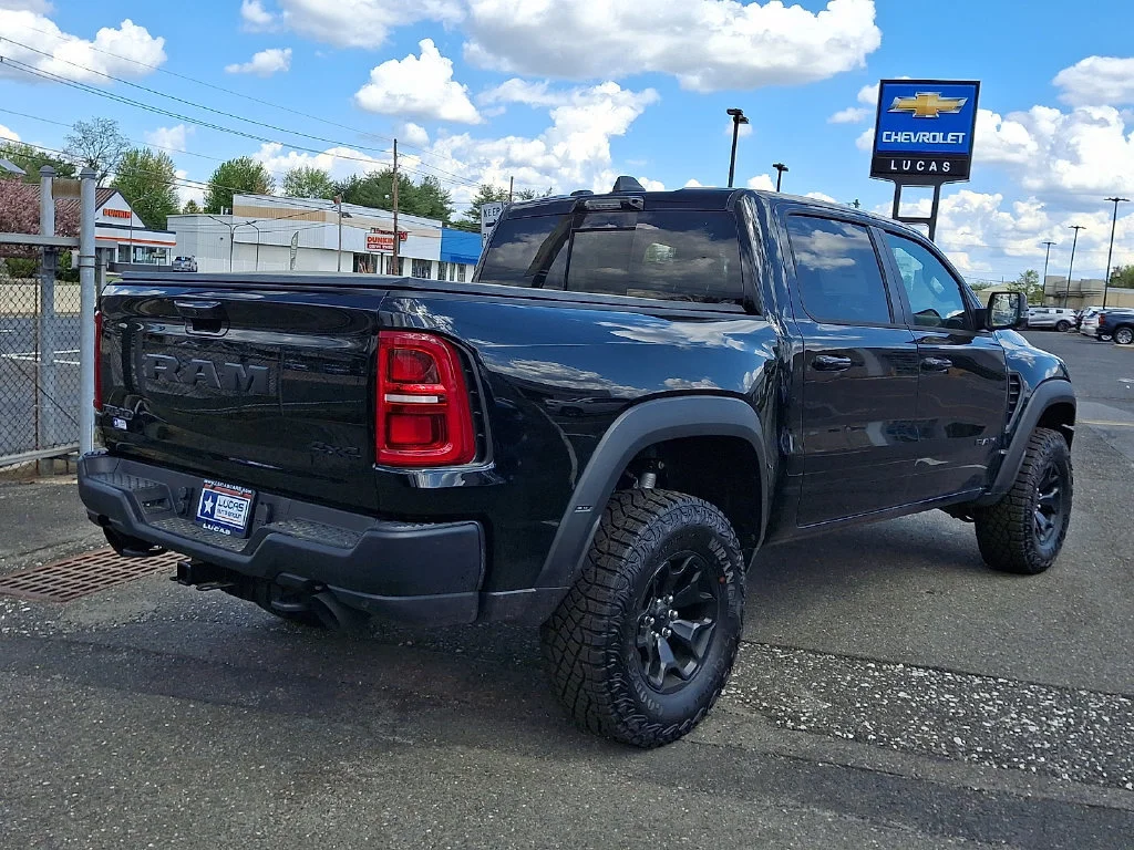 New 2026 Diamond Black Crystal Pearl-Coat Exterior Paint RAM RHO image 8