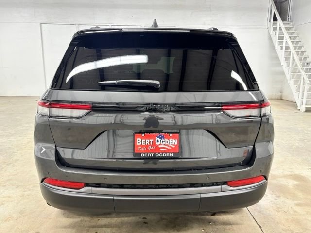 Used 2026 Gray Jeep Limited image 6
