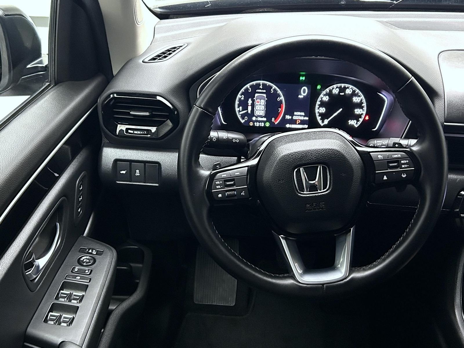 Used 2025 Black Honda EX-L image 12