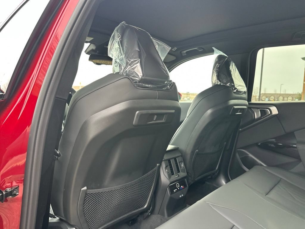 2026 BMW X3 30 - Photo 22