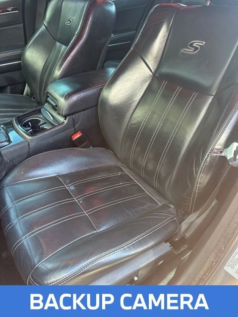 Used 2017 White Chrysler S image 8