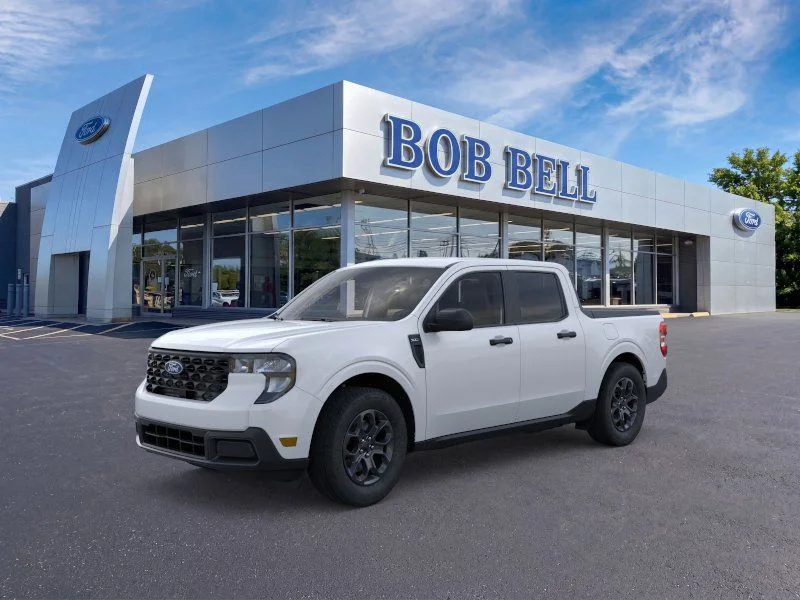 New 2026 White Ford XLT image 1