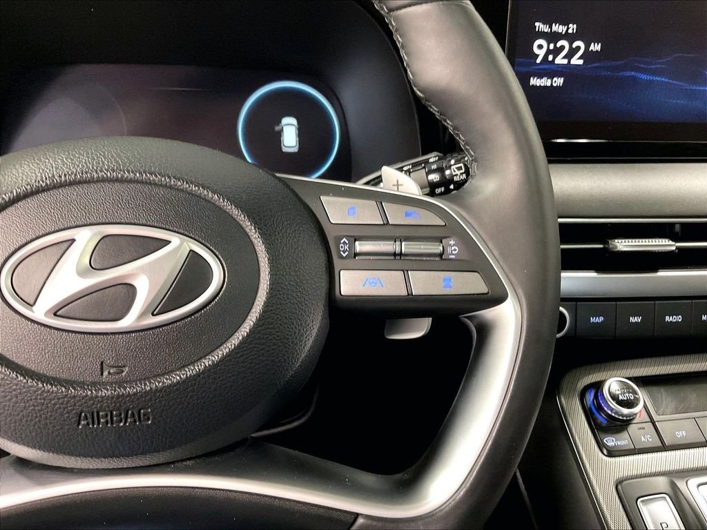 Used 2024 Black Hyundai SEL image 24
