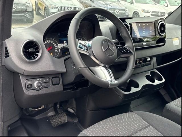 New 2026 Arctic White Mercedes-Benz  image 7