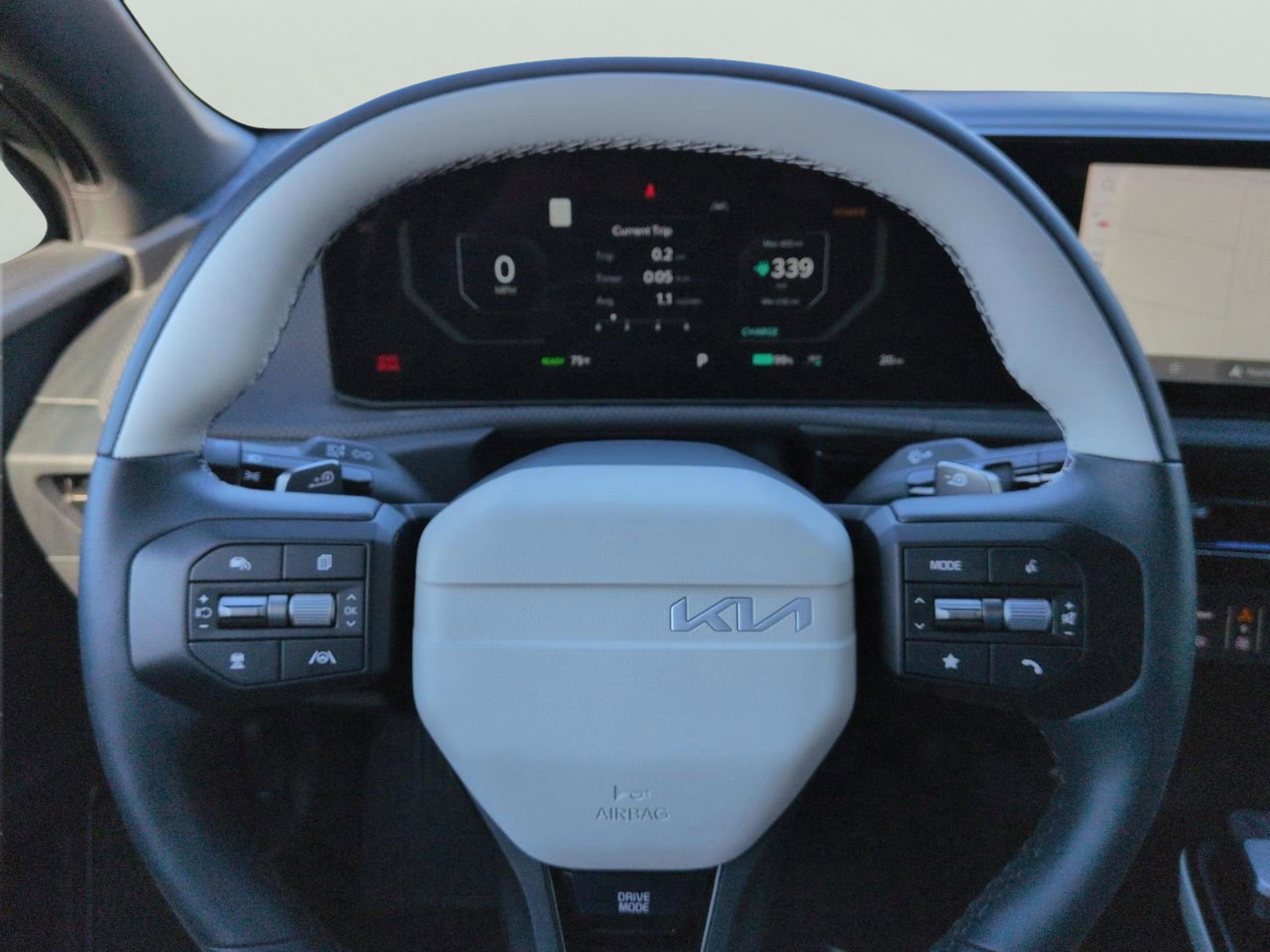 New 2026 Glacier White Pearl/Black Roof Kia GT-Line image 39