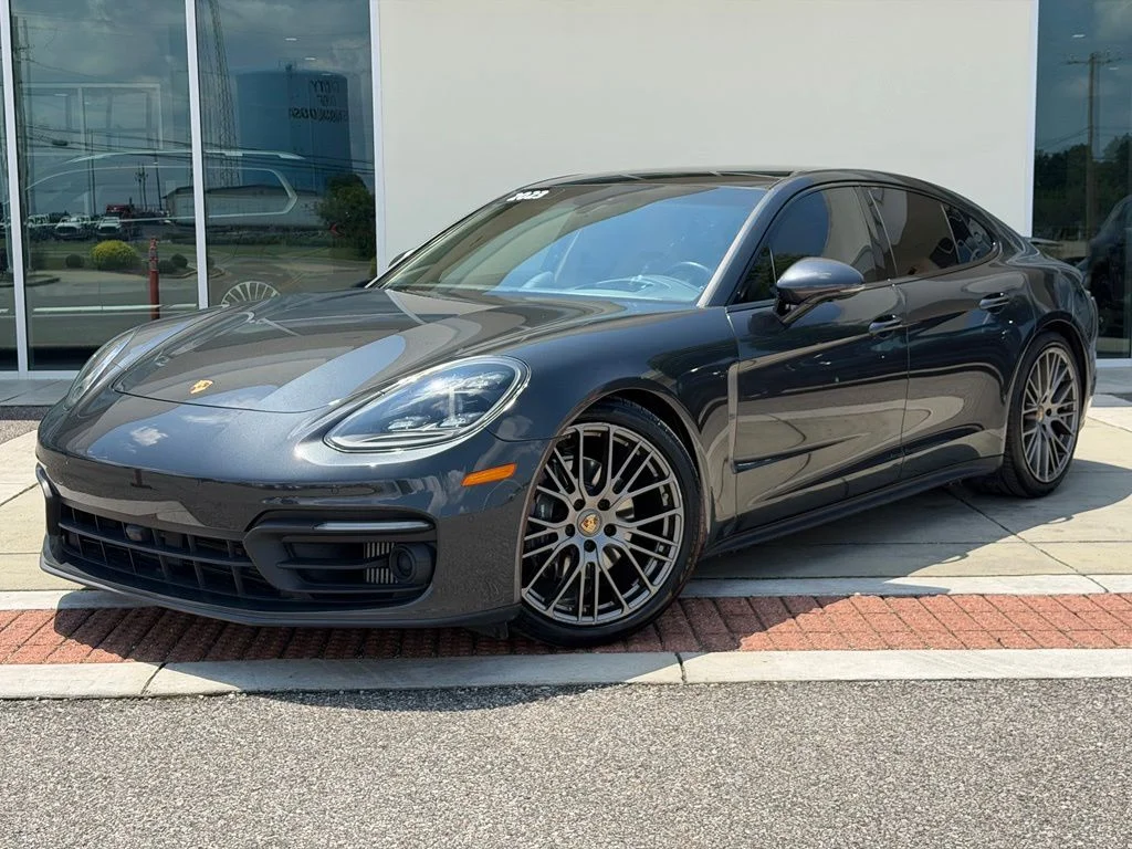 2023 Porsche Panamera 4 Platinum Edition's photo