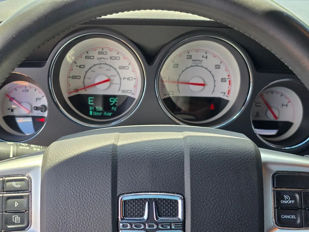 Used 2014 Purple Dodge R/T image 17