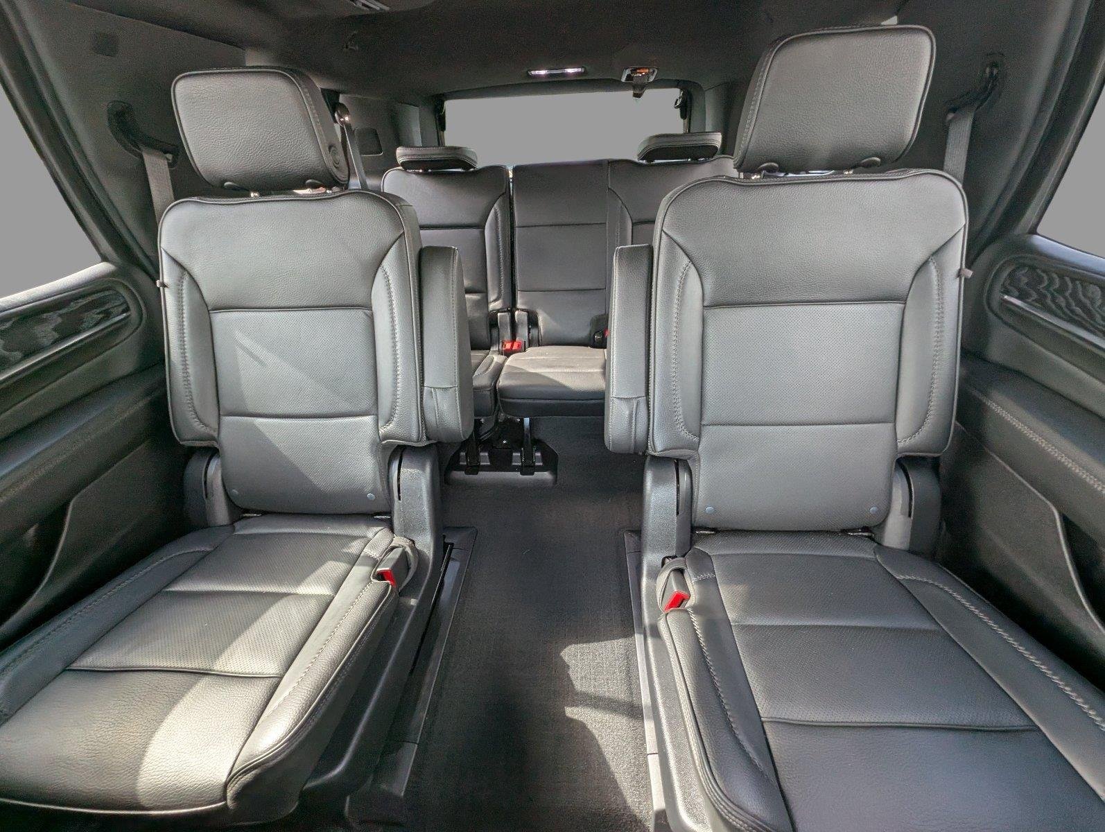 Used 2023 STERLING METALLIC GMC Denali image 31