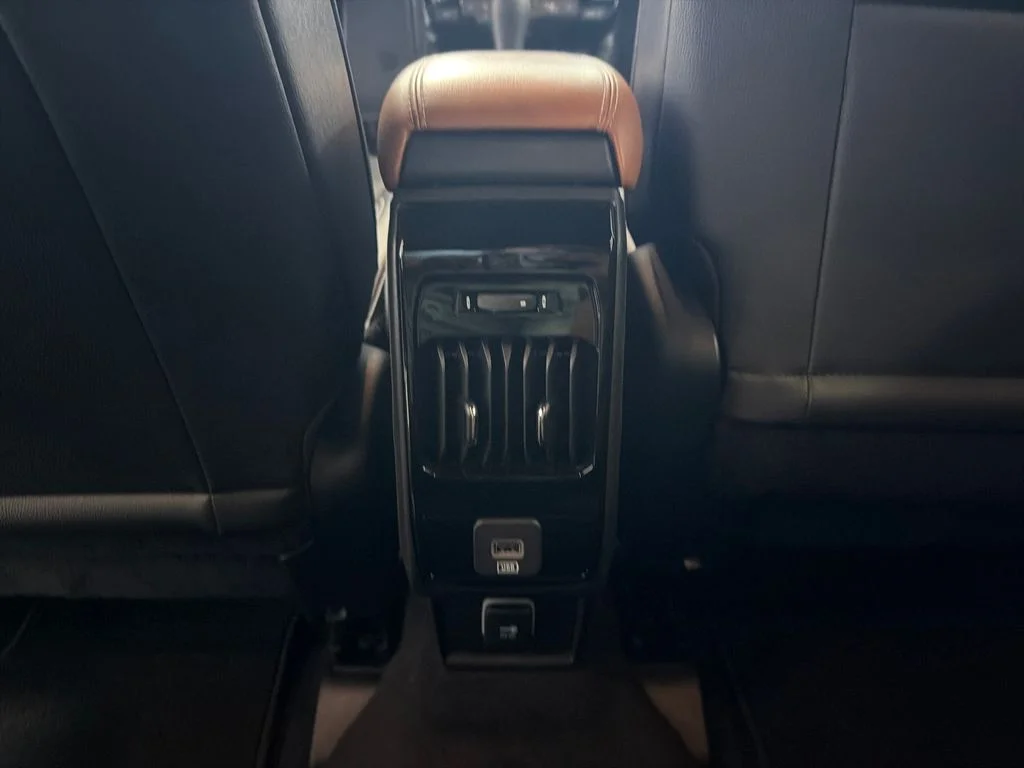 Used 2025 White Jeep Limited image 15