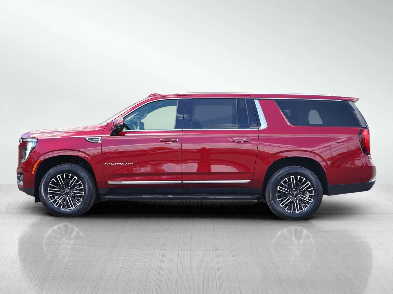 Used 2025 GMC Yukon XL ELEVATION with VIN 1GKS2GRD1SR138974 for sale in Bloomington, Minnesota