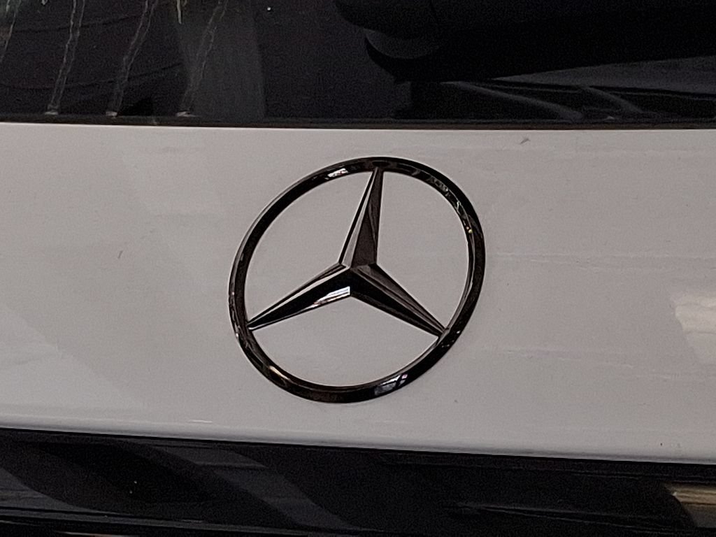 New 2025 Polar White Mercedes-Benz GLC 43 AMG® image 63