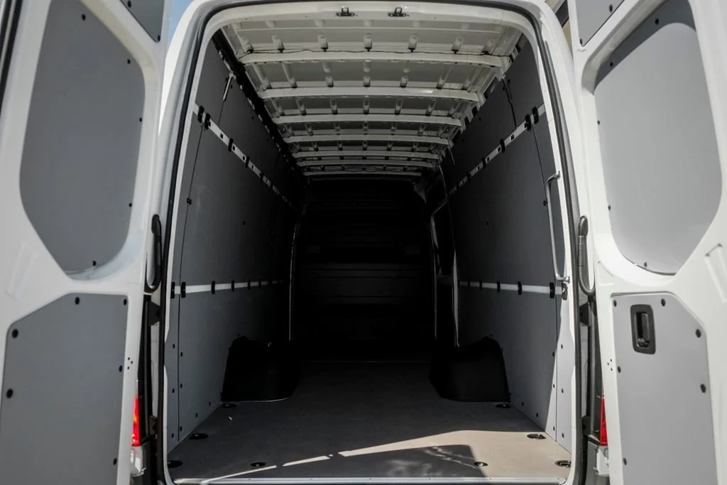 New 2026 Arctic White Mercedes-Benz Cargo 170 WB image 41