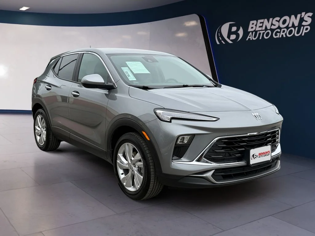 Used 2025 Gray Buick Preferred image 7