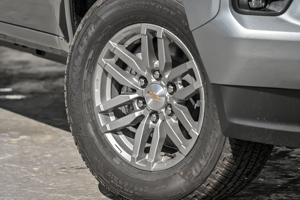 New 2026 Sterling Gray Metallic Chevrolet LT image 4