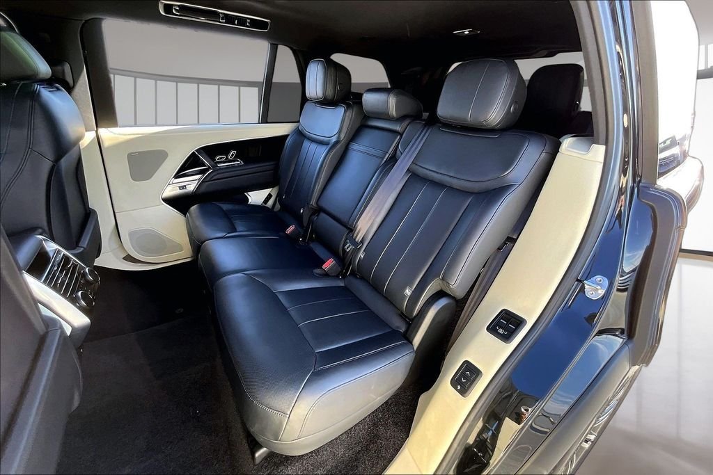 Certified Used 2023 Santorini Black Metallic Land Rover SE image 20