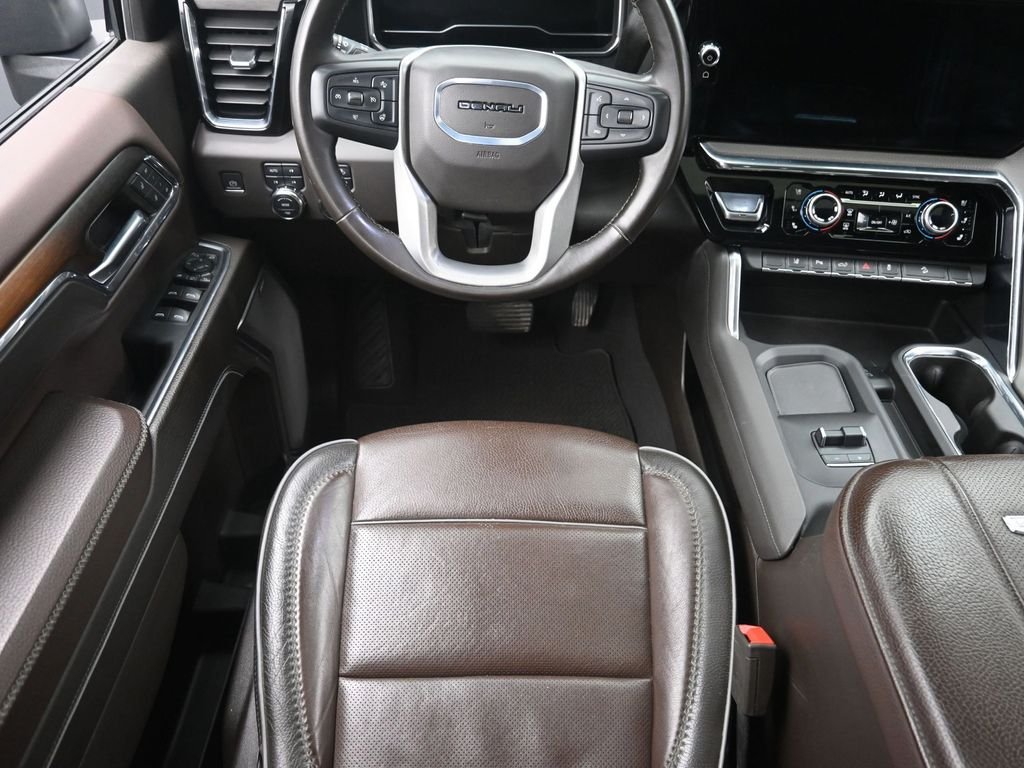 Used 2024 Silver GMC Denali image 14