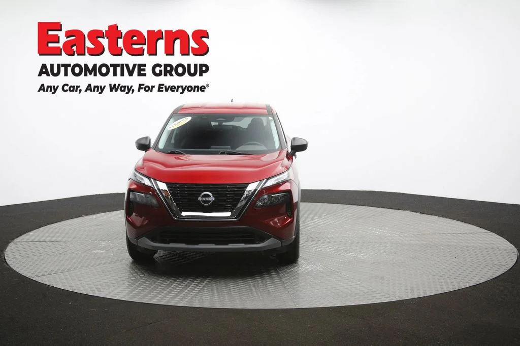 Used 2023 Red Nissan S image 51