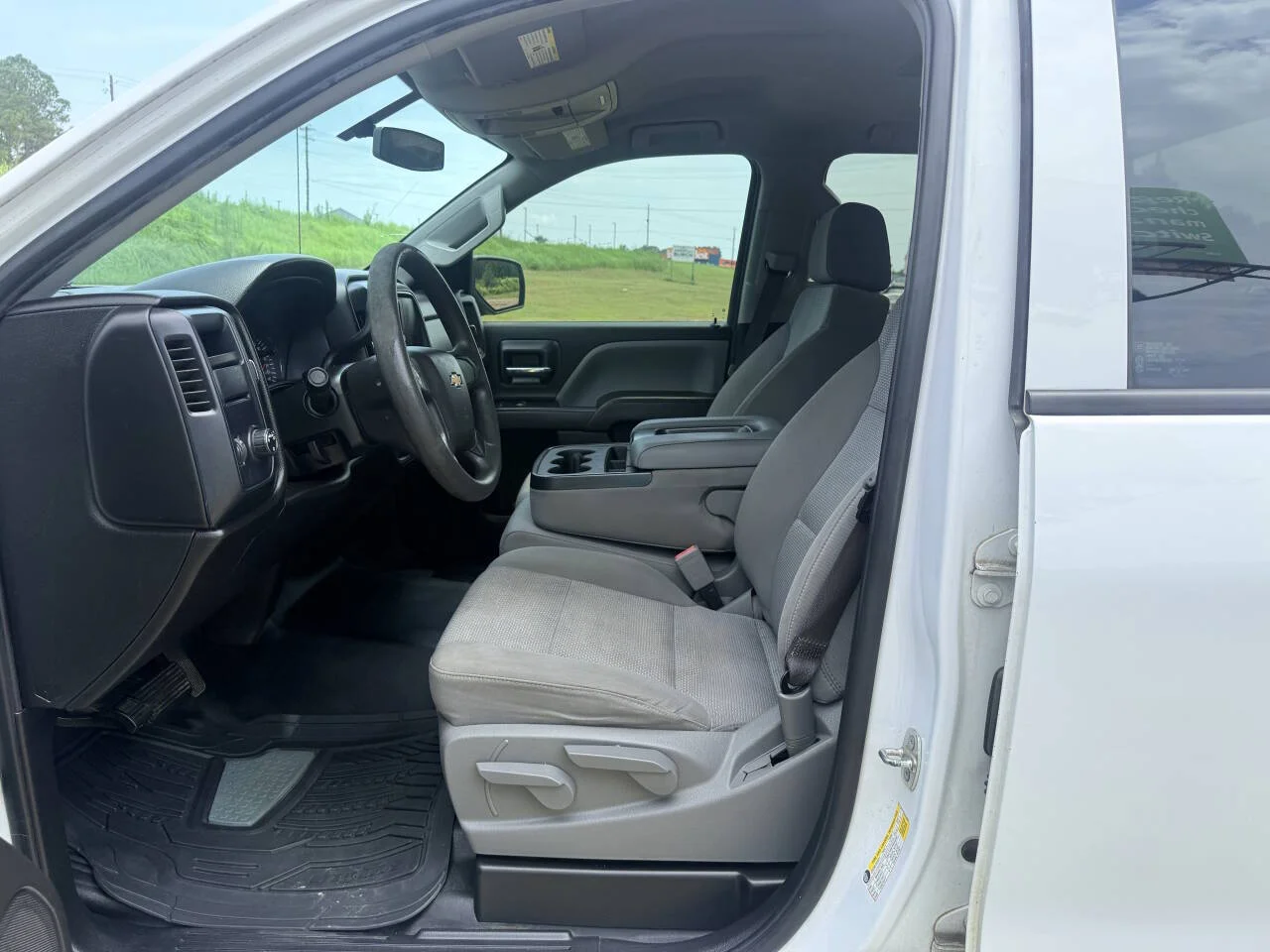 Used 2017 White Chevrolet Work Truck 4x2 4dr Double Cab 6.5 ft. SB image 11