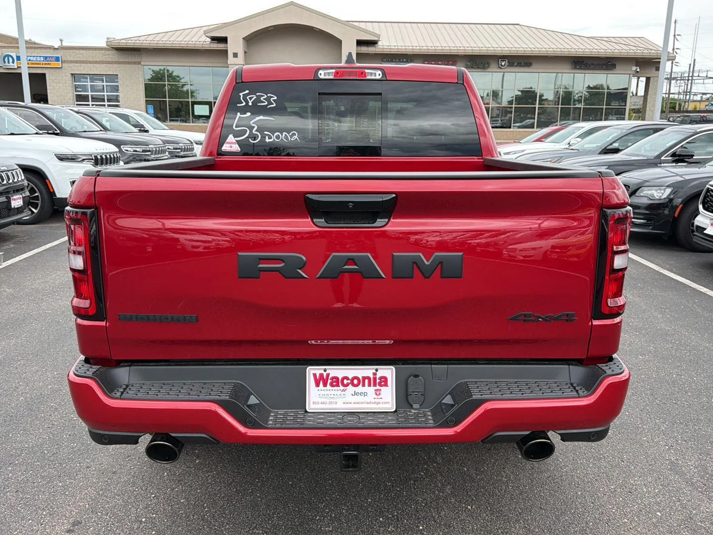New 2026 Molten Red Pearl-Coat Exterior Paint RAM Big Horn image 6