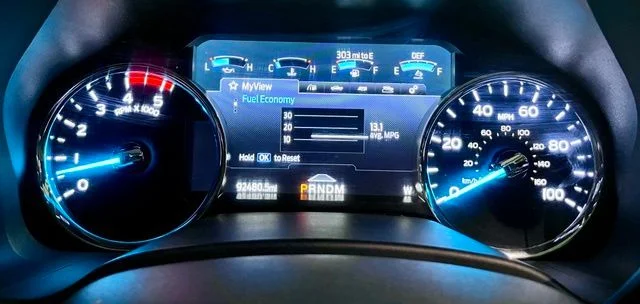 Used 2022 Red Ford Lariat image 18