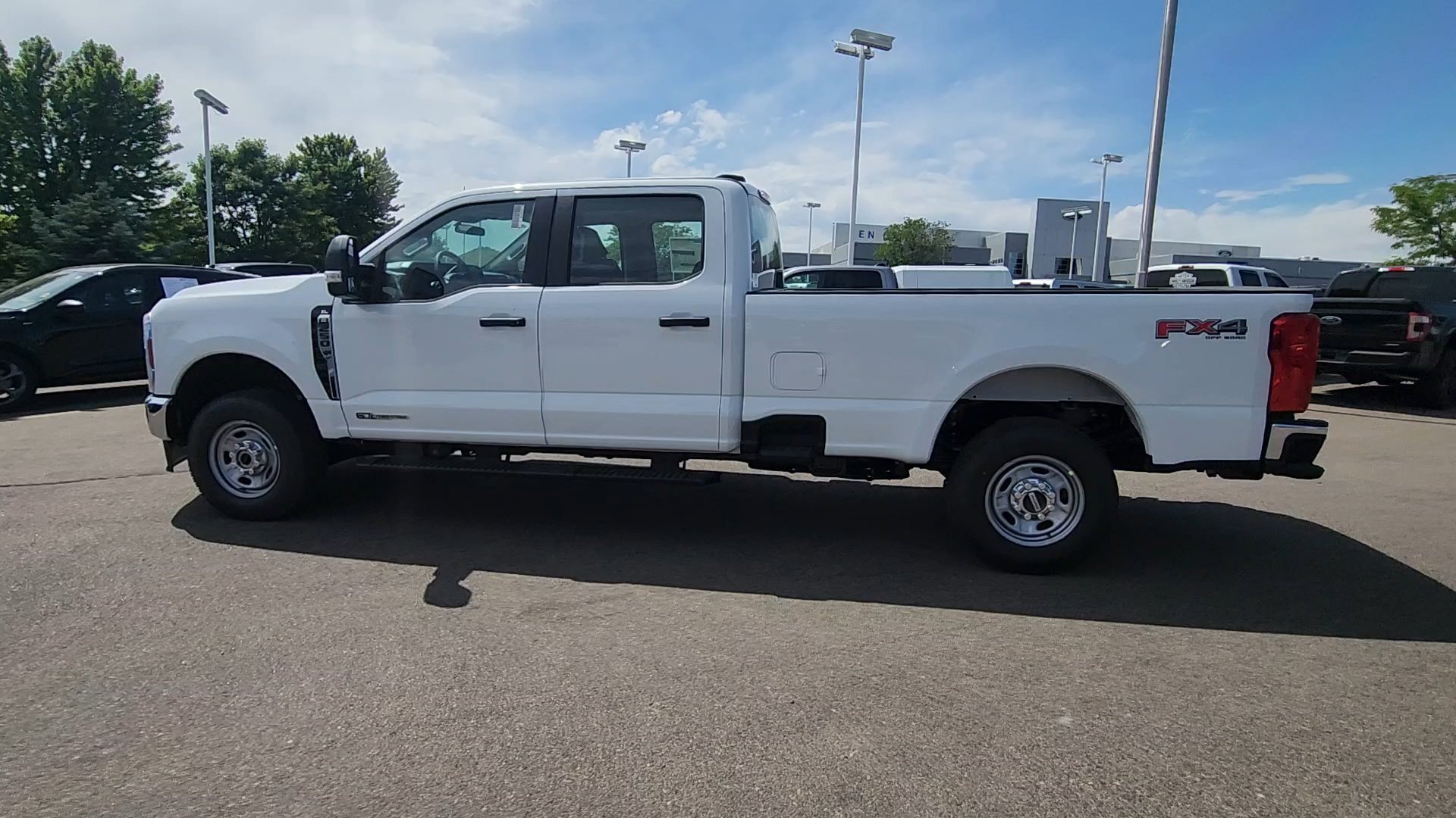 New 2026 Oxford White Ford XL image 5