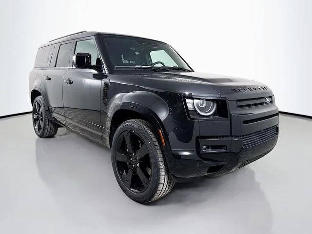 New 2026 Santorini Black Land Rover V8 image 3