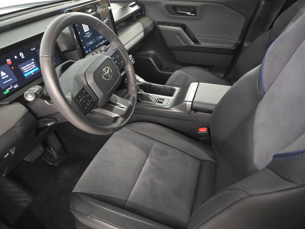 Used 2026  Toyota XSE image 17