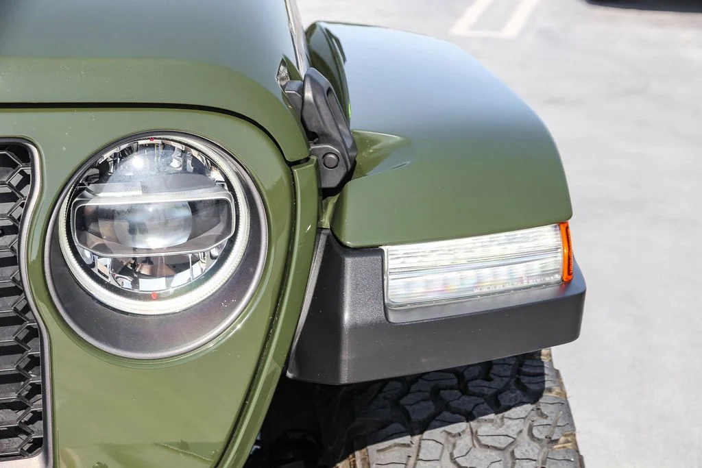 Used 2022 Green Jeep Unlimited Rubicon 392 image 8