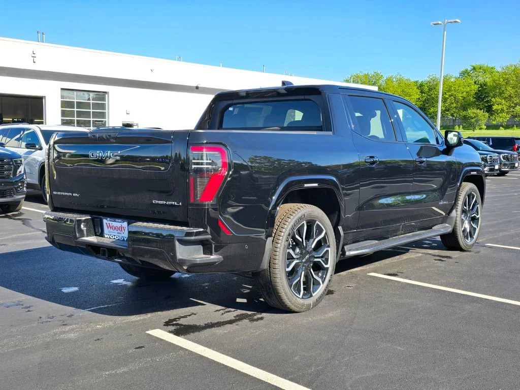 New 2025 Onyx Black GMC Extended Range Denali image 10