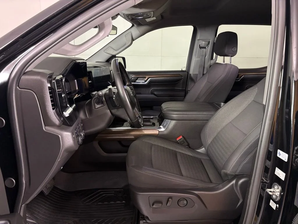 Used 2024 Black Chevrolet LT Trail Boss image 21