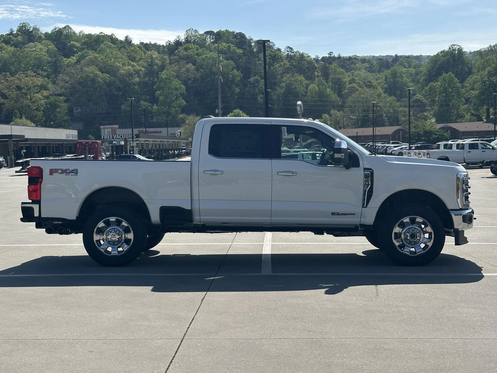 New 2026 Star White Metallic Tri-Coat Ford King Ranch image 8