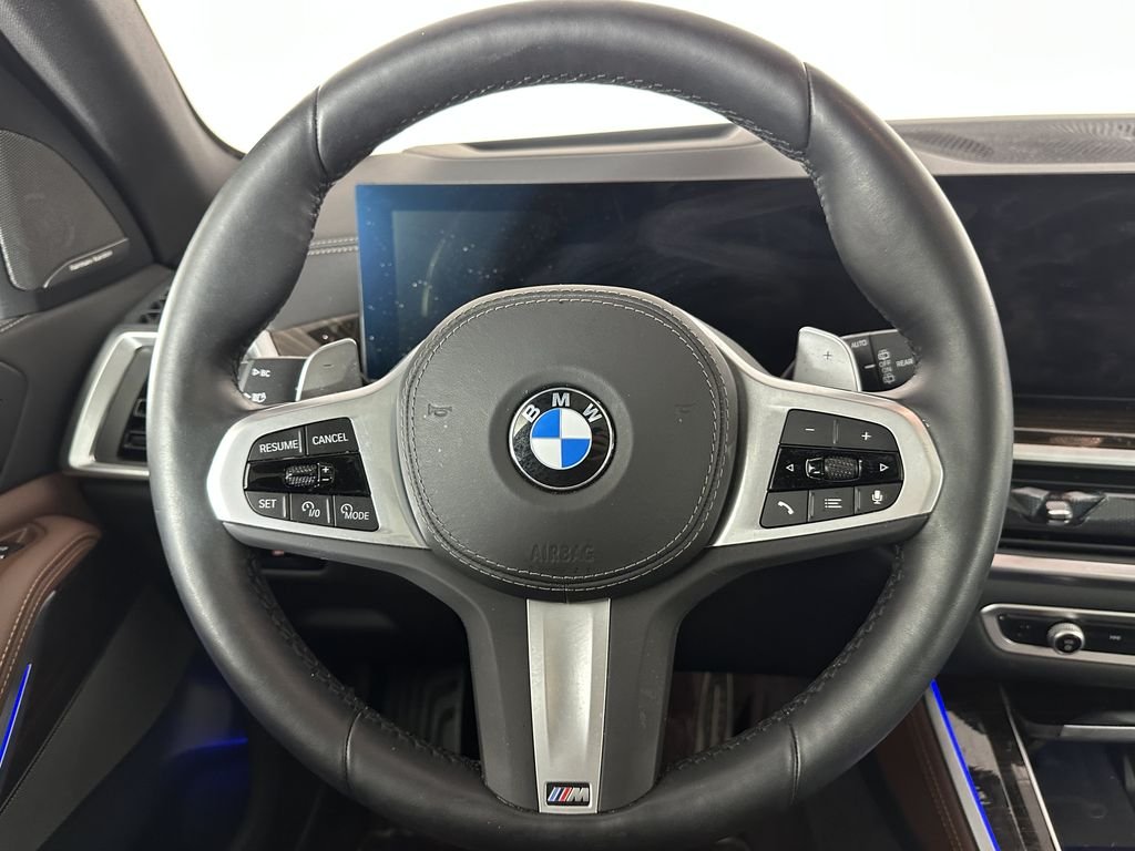 Certified Used 2025 Mineral White Metallic BMW xDrive40i image 8