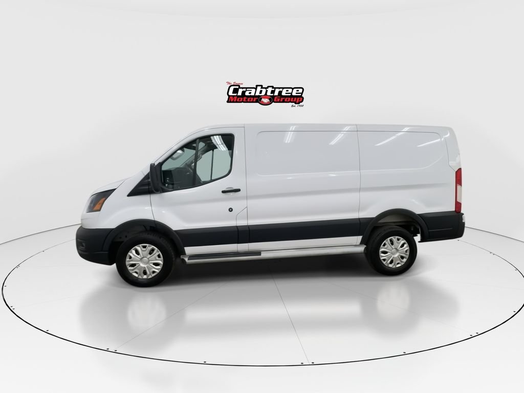 Used 2025 White Ford Base image 5