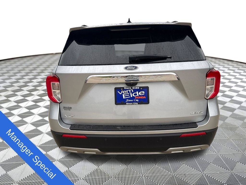 Used 2022 Silver Ford XLT image 5