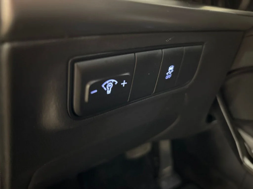 Certified Used 2026 Green Hyundai SE image 13