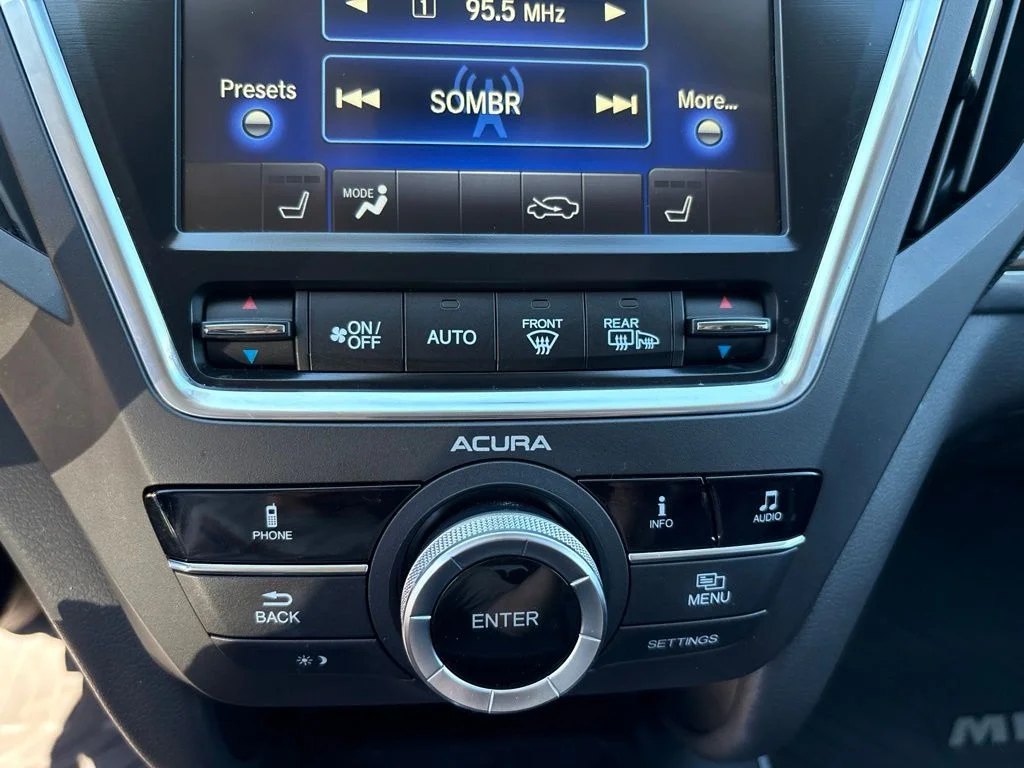 Used 2014  Acura 3.5L image 21