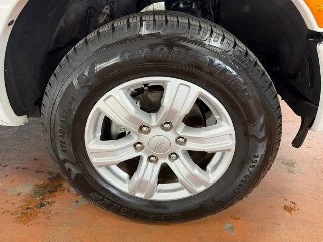 Used 2019 White Ford XLT image 8