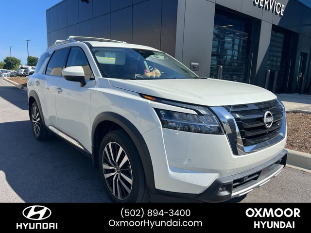 2023 Nissan Pathfinder Platinum