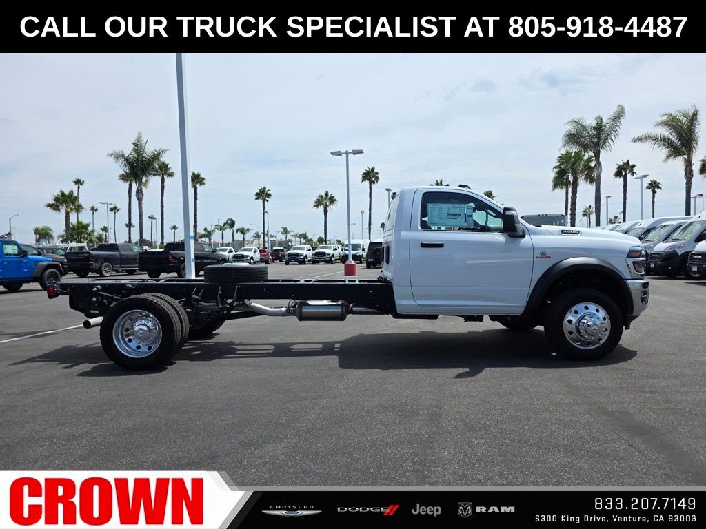 New 2026 Bright White Clear-Coat Exterior Paint RAM Tradesman image 4