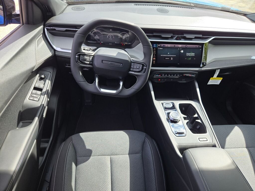New 2026 Hydro Blue Pearl-Coat Exterior Paint Jeep Laredo image 2