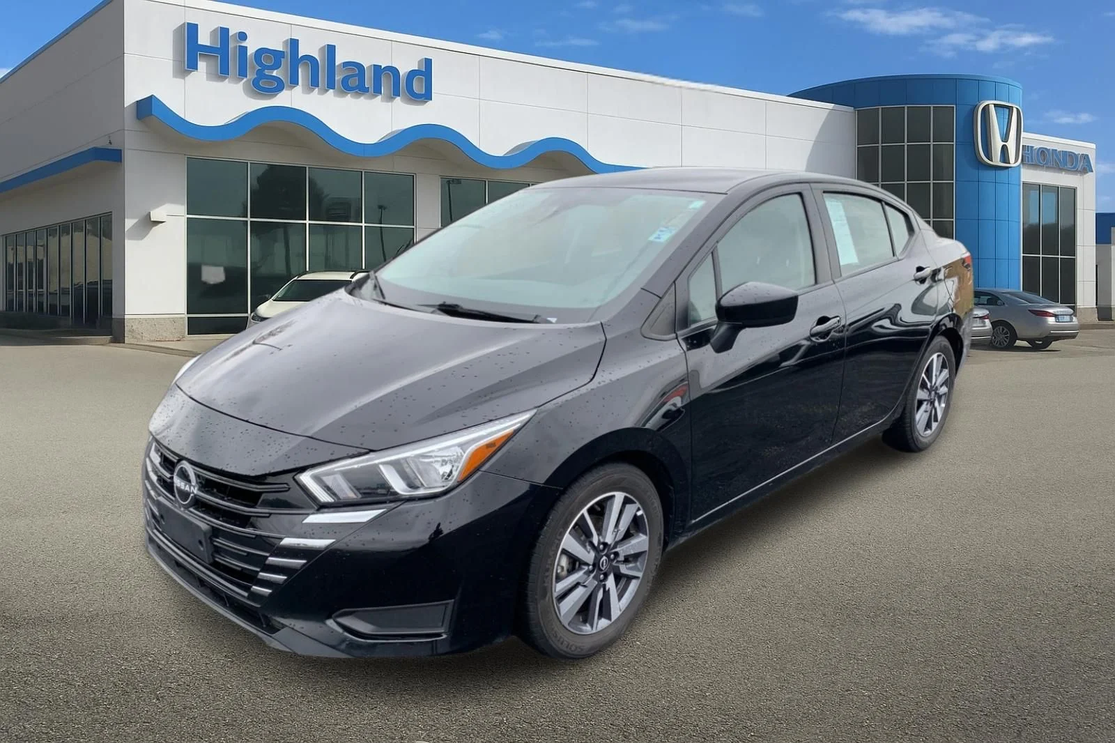 2023 Nissan Versa Sedan