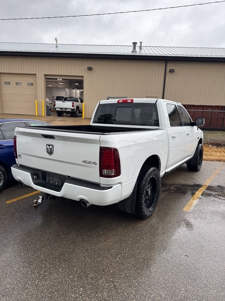 Used 2015 White Ram Sport image 7