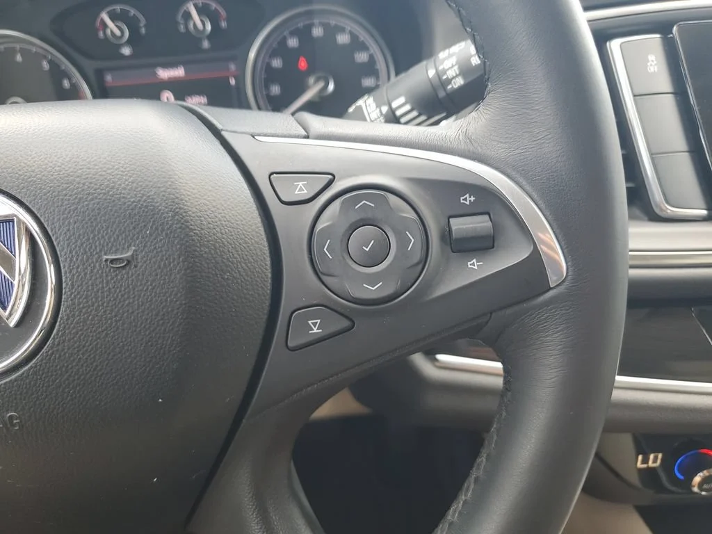 Used 2020 Includes Satin Nickel lower exterior accent color.) Buick Essence image 19
