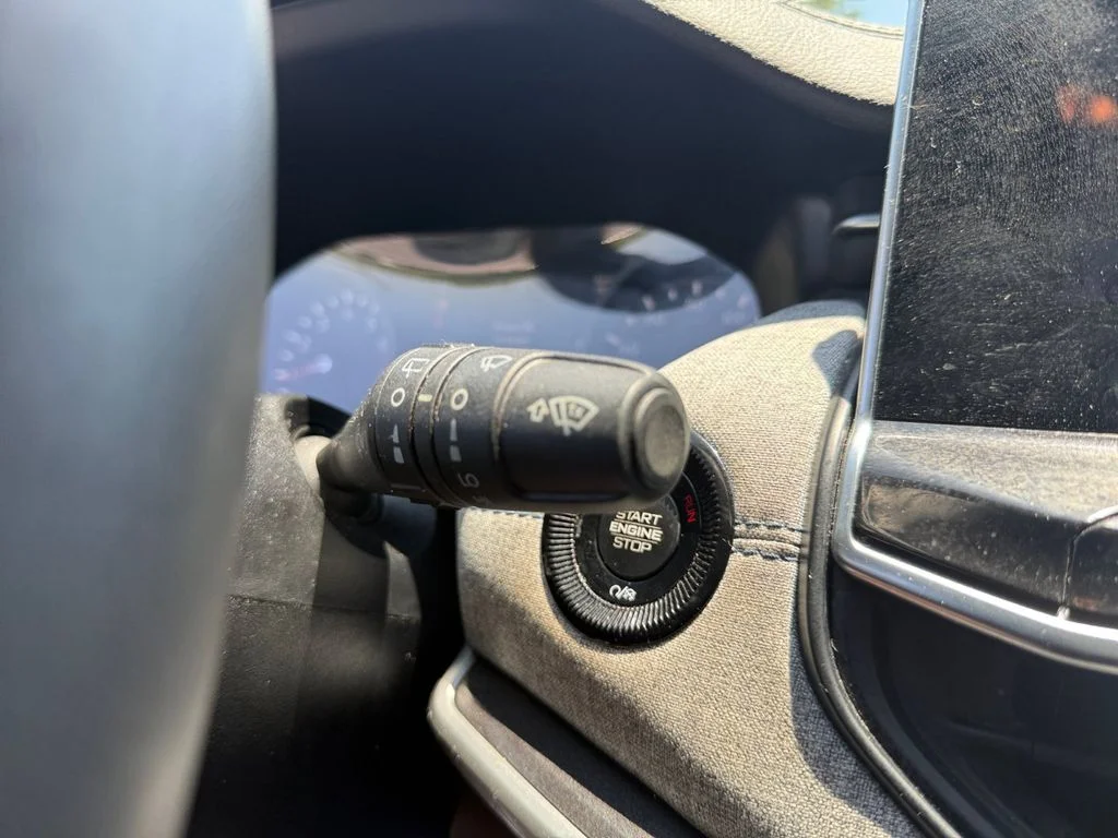 Used 2024 Gray Jeep Latitude image 33