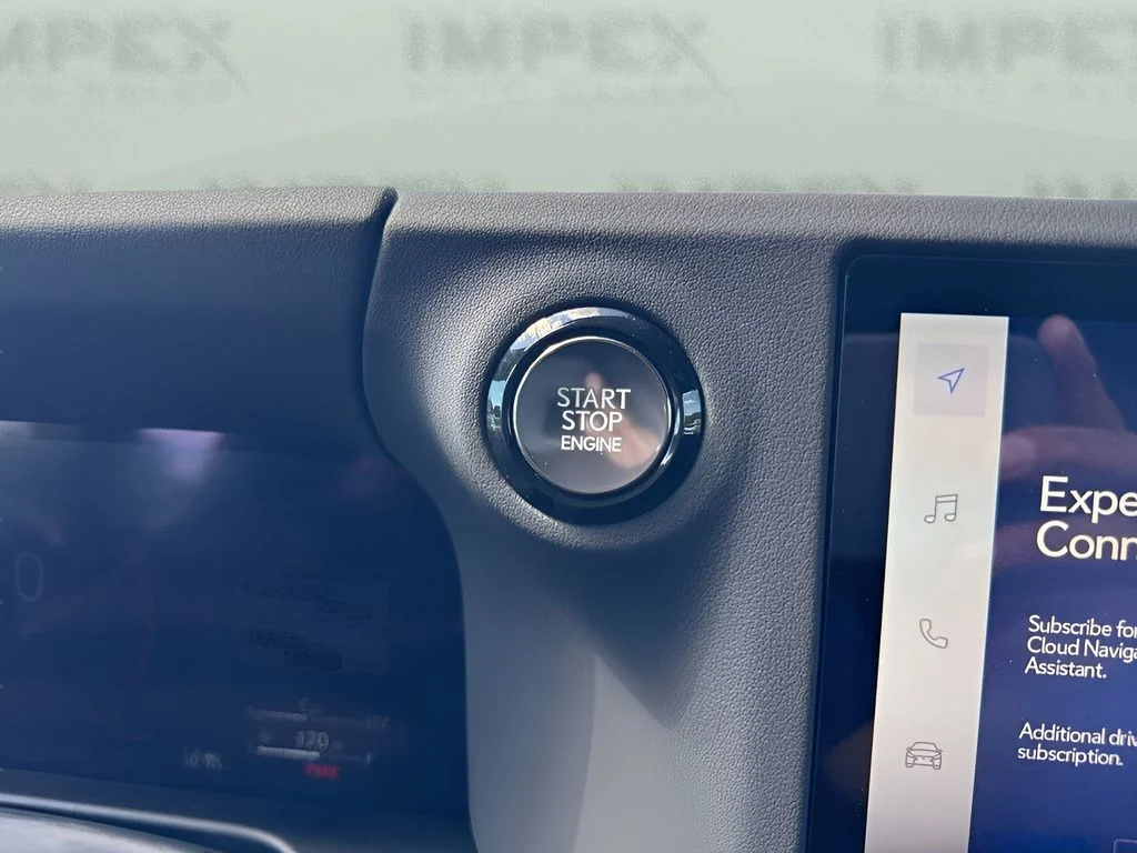 Used 2024  Lexus 550 Overtrail+ image 23